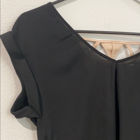 Ladies Top - Black with Geometric Back Detail - Picture 5 of 7